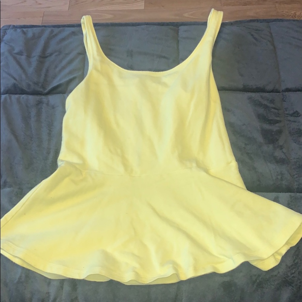 NEVER WORN! yellow tank top w/ zipper down back